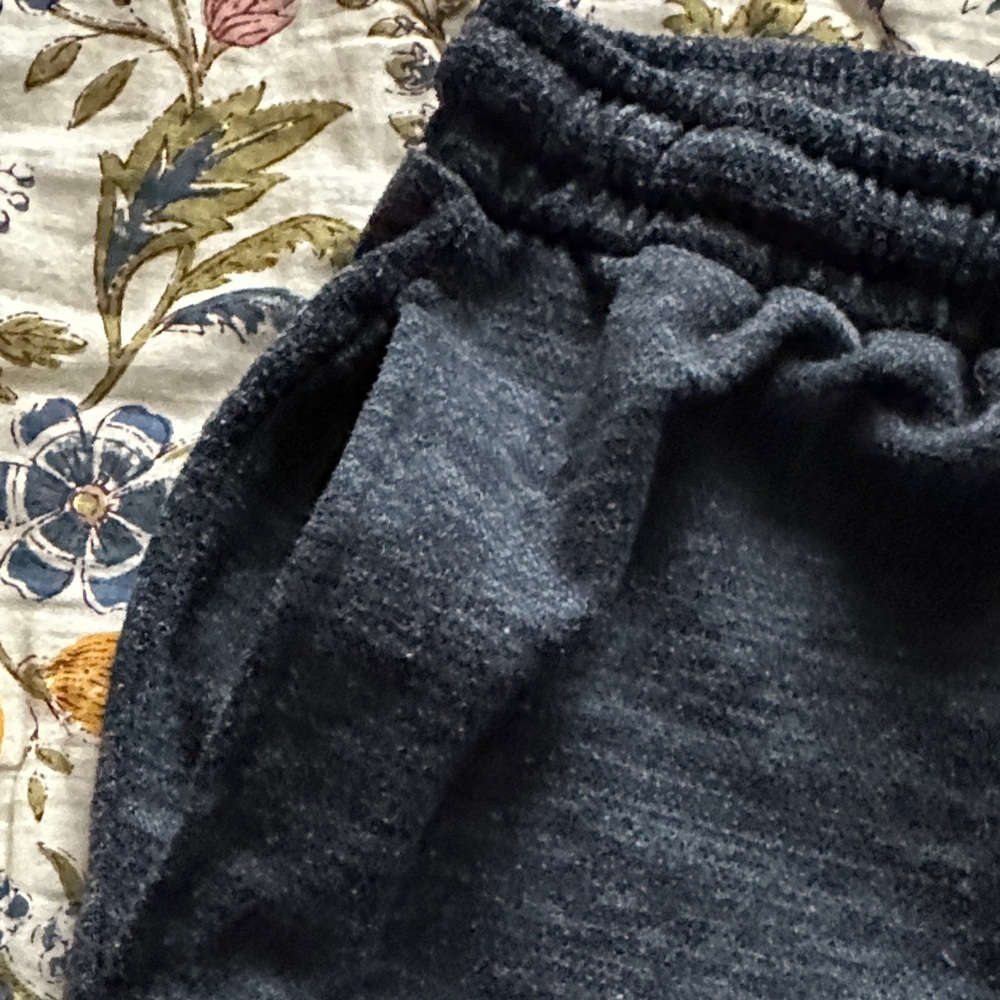 Men's Sweat Shorts Set - Dark Gray and Light Gray - Picture 8 of 9